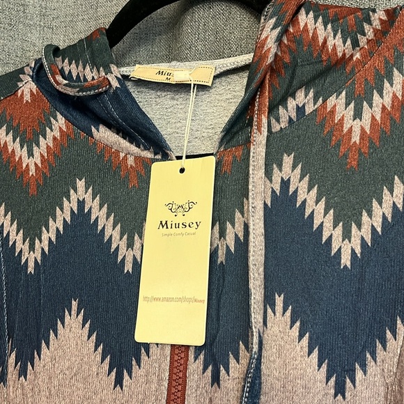 Miusey Womens Zip Up Long Hoodie Jacket Lightweight Tunic Sweatshirt - Picture 4 of 5